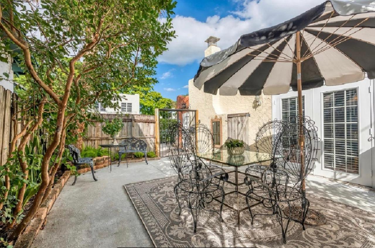 Вилла Tropical Designer House In Heart Of Antique Row Wpb Уэст-Палм-Бич Экстерьер фото