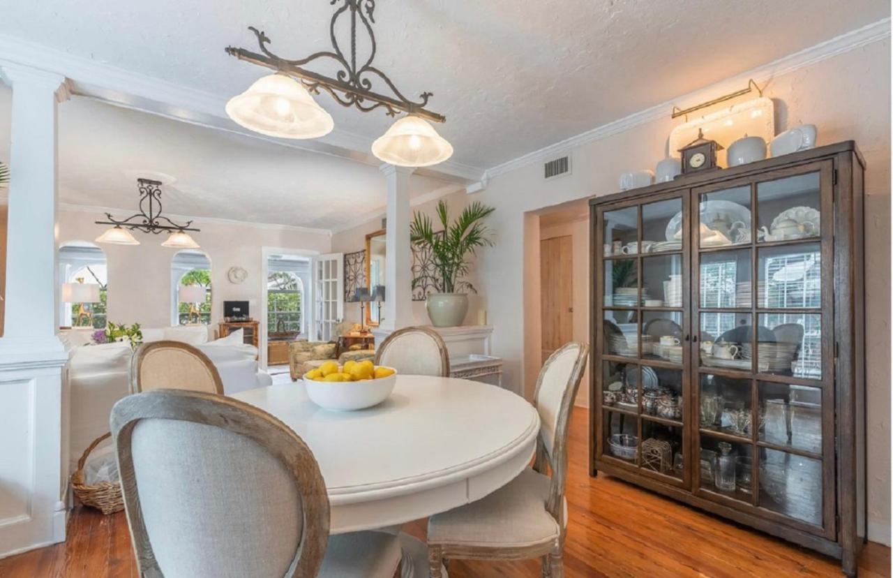 Вилла Tropical Designer House In Heart Of Antique Row Wpb Уэст-Палм-Бич Экстерьер фото
